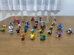 ポケモン フィギュア 33体(フシギダネ クリアあり)のサムネイル