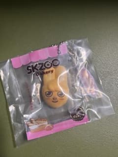 SKZOO ベーカリーチャーム トエッキ ガチャのサムネイル