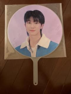 SEVENTEEN THE 8 うちわ LOVEのサムネイル