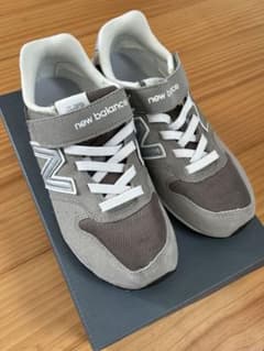 ニューバランス　996 スニーカー　22cmのサムネイル