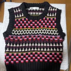 ZARA ニットベスト マルチカラー 総柄のサムネイル