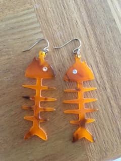 ピアス フィッシュボーンのサムネイル