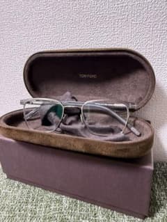 TomFord 偏光レンズ　ブラウン　TF5854DB008のサムネイル