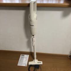 マキタ　充電式クリーナー　CL110Dアイボリーのサムネイル