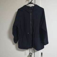 マウンテンパーカーのサムネイル