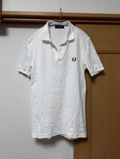 FRED PERRY ポロシャツ ホワイト ロゴ刺繍 Sのサムネイル