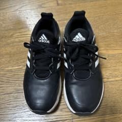 スニーカーのサムネイル