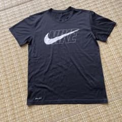 NIKE ナイキ Tシャツのサムネイル