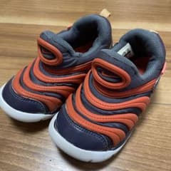 ナイキ　ダイナモフリー　15㎝のサムネイル