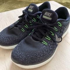 NIKE ナイキ スニーカーのサムネイル