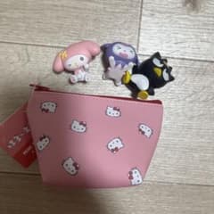 サンリオ置物とミニポーチまとめ売りのサムネイル