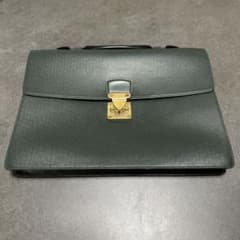 Louis Vuitton タイガ ビジネスバッグ　グリーンのサムネイル