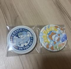 「天空の城ラピュタ」と「崖の上のポニョ」ジブリ作品の缶バッジ2点セットのサムネイル
