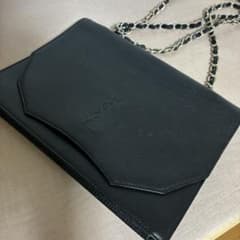 Yves Saint Laurent チェーンショルダーバッグ ブラックのサムネイル