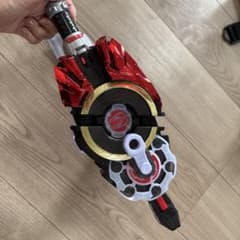 仮面ライダー 変身ベルト 赤黒のサムネイル
