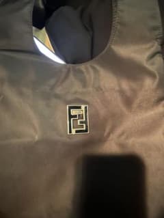FENDI フェンディ ナイロンバッグ FFロゴ ブラック 美品 正規品のサムネイル