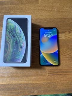 iPhone Xs Space Gray 64 GB SIMロック解除済みのサムネイル