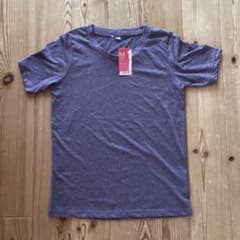 新品タグ付★パープルグレーの半袖Tシャツのサムネイル