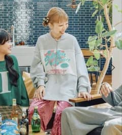 ニコアンド［Make stuff '25］ aimiロゴプリスウェット - メルカリ