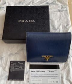 PRADA 二つ折り財布　サフィアーノのサムネイル