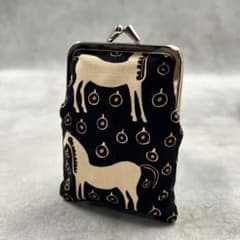 美品 Marimekko ムスカタンク がま口 コインケース 8611 - メルカリ