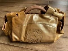 専用＊LOEWE ロエベ ナッパアイレ パテントレザーのサムネイル