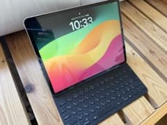 iPadPro（12.9インチ）（第4世代）　キーボード付き　バッテリー93%のサムネイル