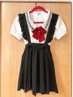 【セット売り】CLOUSE UP ブラウス・スカートのサムネイル