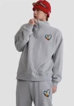 Smiley Daisy Half Zip MAISON EMERALDのサムネイル