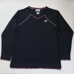 ヨネックス  ロングＴシャツのサムネイル