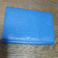 Yves Saint Laurent 二つ折り財布のサムネイル
