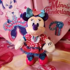 ミニーのファンダーランド ミニーのぬいぐるみバッジ 新品 未使用 ①
