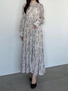 COCODEAL フラワープリントプリーツティアードワンピース - メルカリ