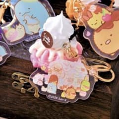 すみっコぐらし スイーツチャーム　ワッフルチャーム　ピンクワッフルのサムネイル
