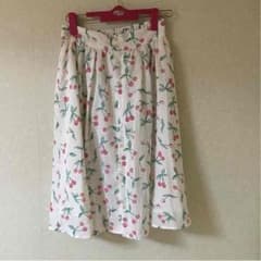 w closet チェリー柄 スカートのサムネイル