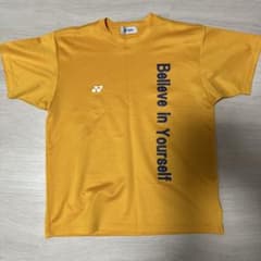 YONEX バドミントンウェア （黄色に近い）オレンジ 半袖シャツのサムネイル