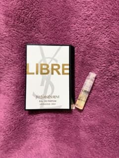 YSL リブレ　オーデパルフォム　試供品のサムネイル