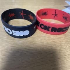 ONE OK ROCK ラバーバンド 2個セット - メルカリ