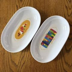 이치 반 쿠지 사쿠라 크레파스 컬렉션 멜라민 플레이트 2 종 세트