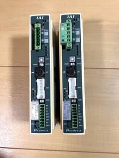 IAI PCON パワーコントローラ　アンプ　２個　ロボシリンダのサムネイル