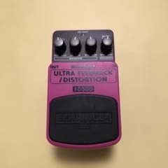 BEHRINGERベリンガー ウルトラフィードバック／ディストーションFD300