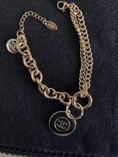 CHANEL ゴールド チェーンブレスレット 18K刻印 - メルカリ