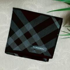 【 新品】BURBERRY バーバリー ハンカチのサムネイル