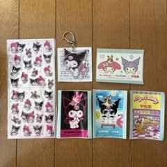 マイメロディ クロミ 宇佐美 コラボ アクリルキーホルダー シールセットのサムネイル