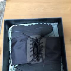 adidas YEEZY 950のサムネイル
