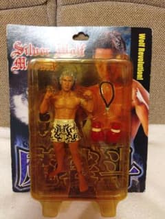 未開封　K−1 ダイナマイト　魔裟斗　フィギュア　シルバーウルフ 未開封 K−1 ダイナマイト 魔裟斗 フィギュア シルバーウルフ - メルカリ