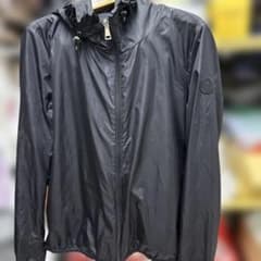 MONCLER / PHARILLONS ナイロンジャケット フリル ブラック MONCLER / PHARILLONS ナイロンジャケット フリル ブラック - メルカリ