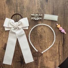 ヘアアクセサリー 5点セット パール リボンのサムネイル