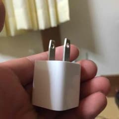 あいふぉん純正キューブのサムネイル