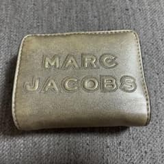 MARC JACOBS 二つ折り財布 ゴールドのサムネイル